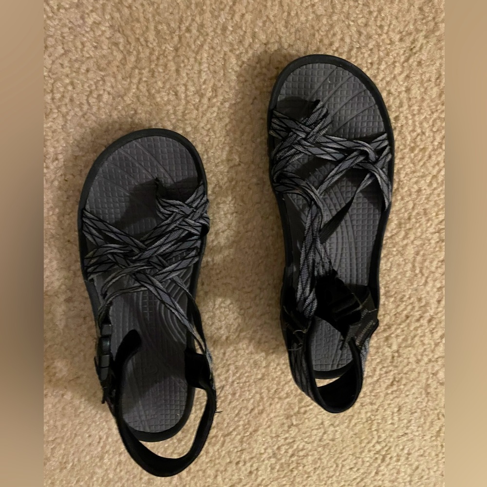 Bare traps Sandals